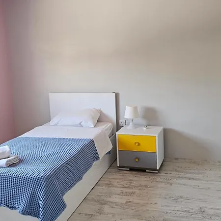 Firuze Tatil Evi *